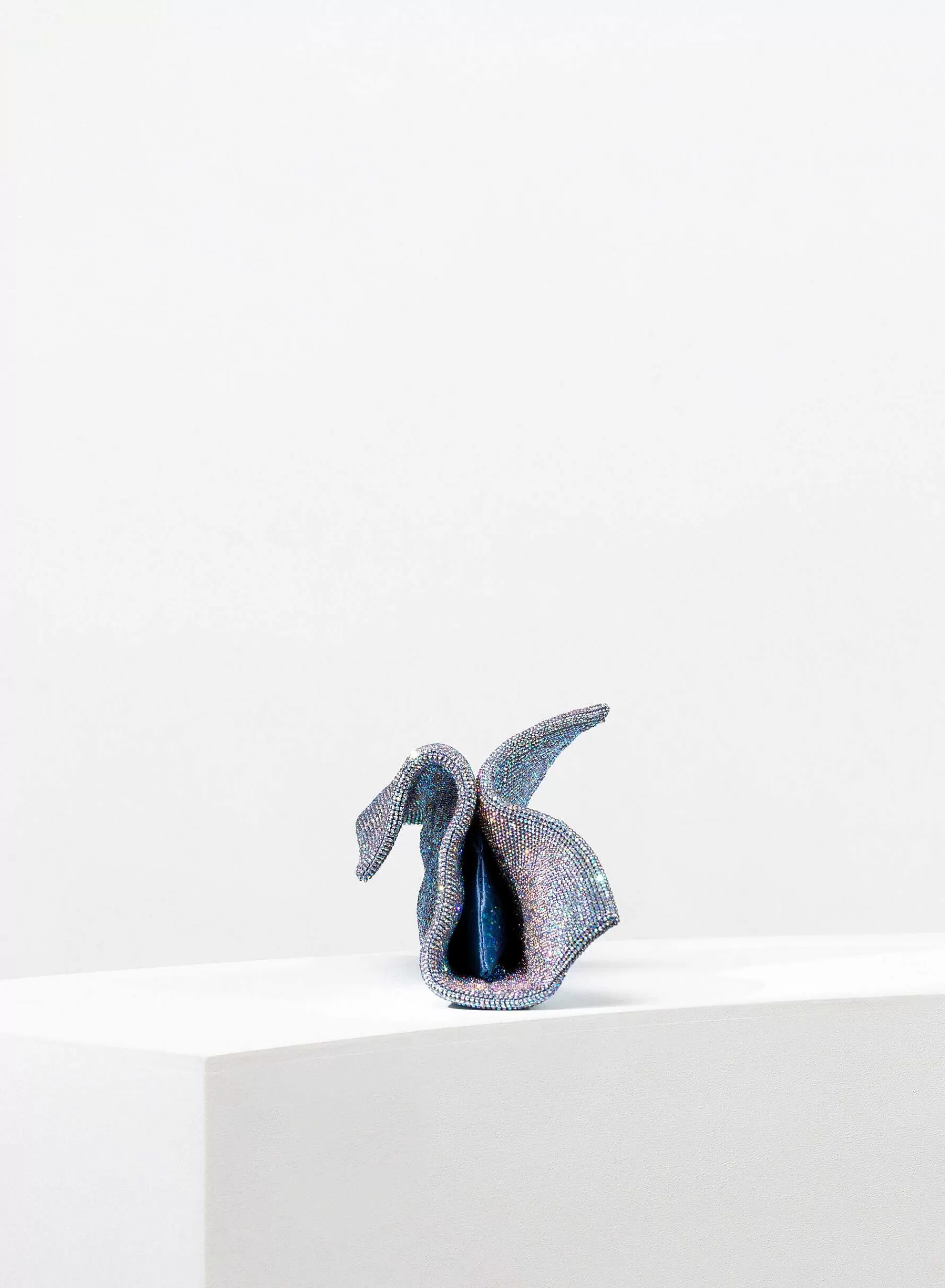 Object D'Heart>Benedetta Bruzziches La Bisbetica Domata Much Ado About Nothing